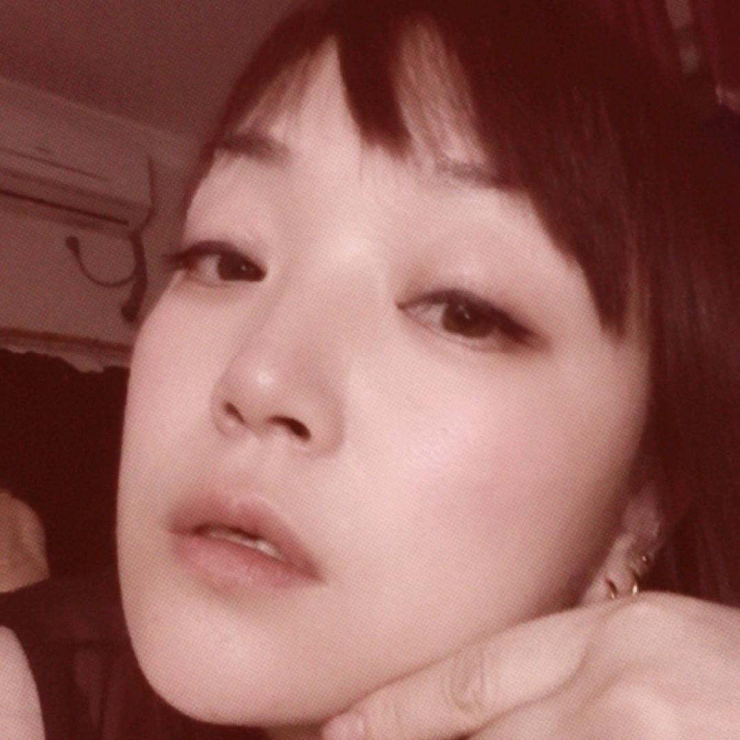 嘿😘我是十一😘