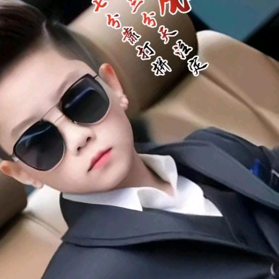 都是水！何必装纯