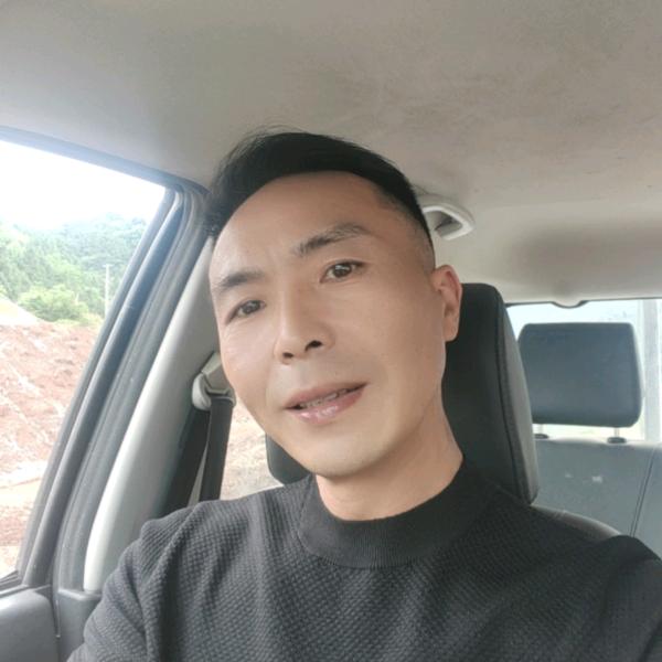 大漠雄鹰