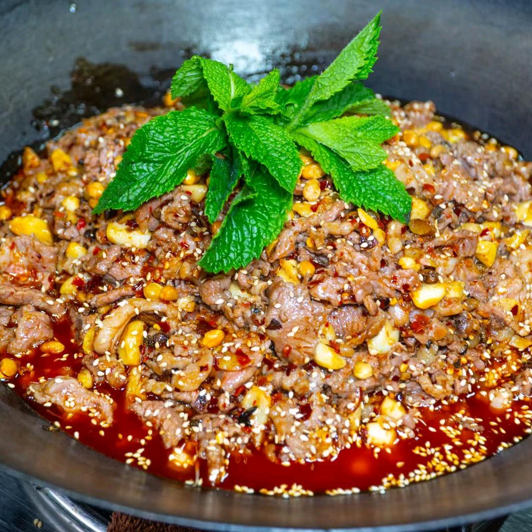 顶顶牛干锅牛肉(昭通一店)官方号