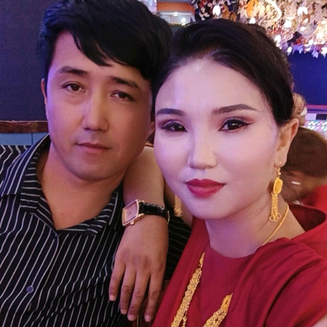 努尔比艳木💞💞