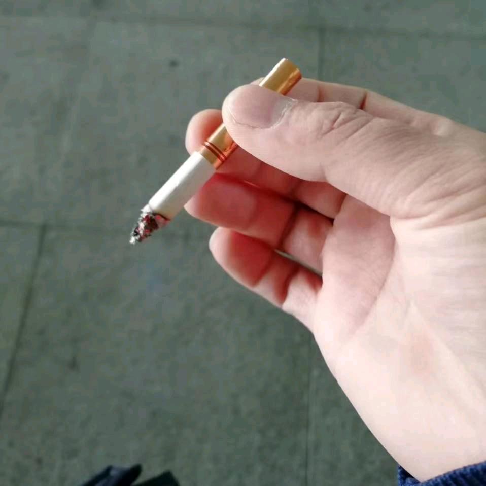 杰.
