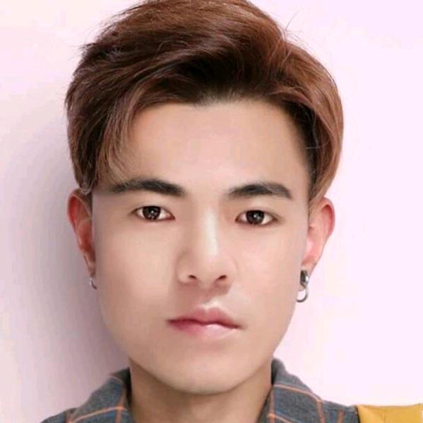 男主♥(｡￫v￩｡)♥