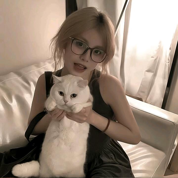 特能睡请叫我睡美人💤