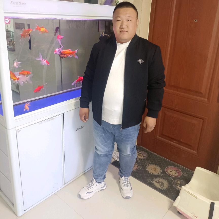 小顾 养殖场 出售 猪仔