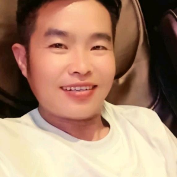 抬头望明月