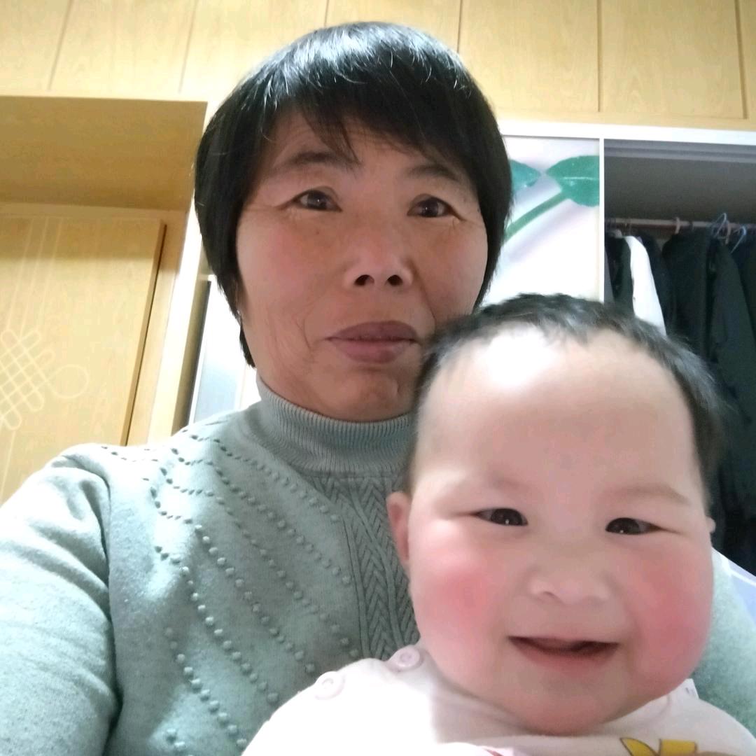 星宝奶奶            代