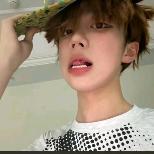 。小阳