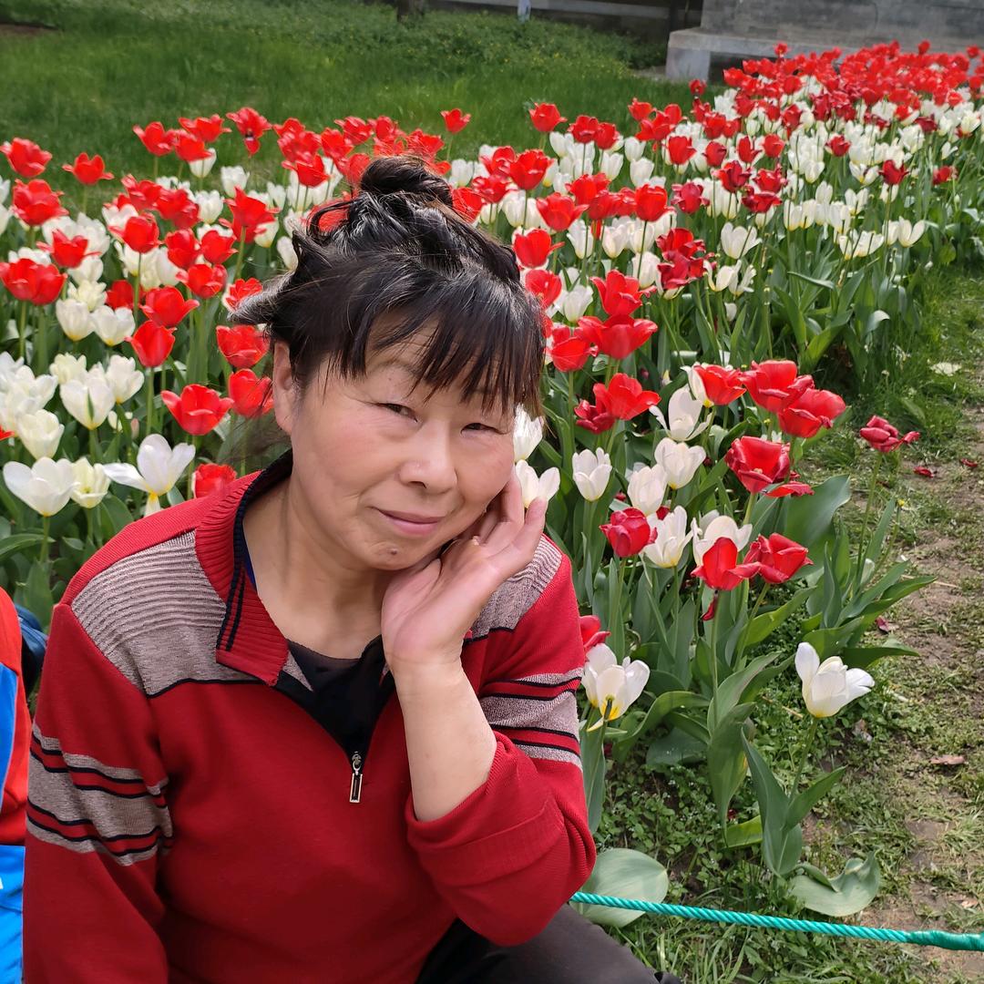郑大美，舞蹈