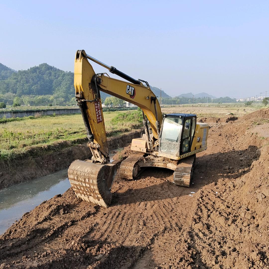 强胜 挖改钻  挖机出租