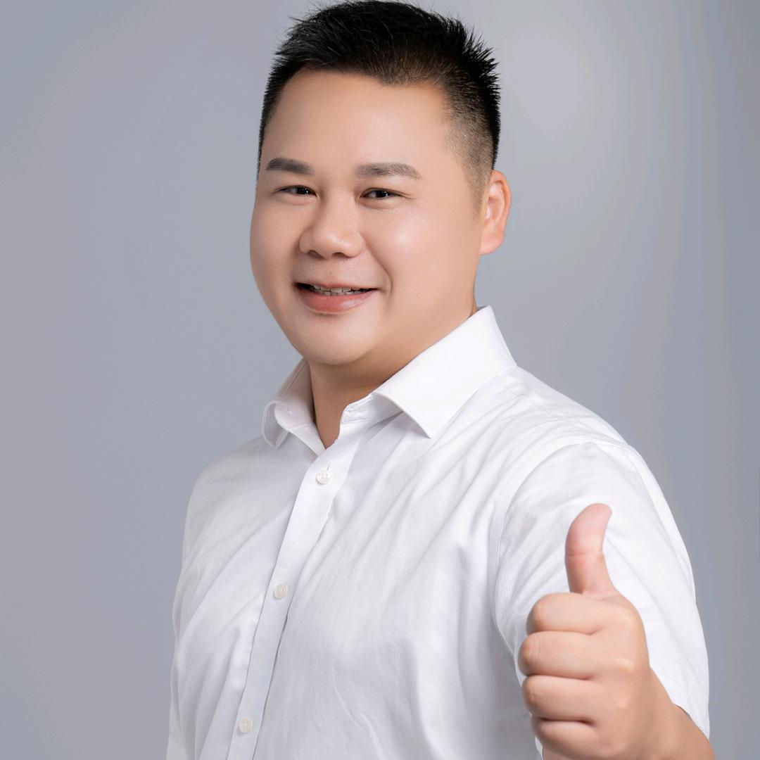 新语文化艺术黄老师