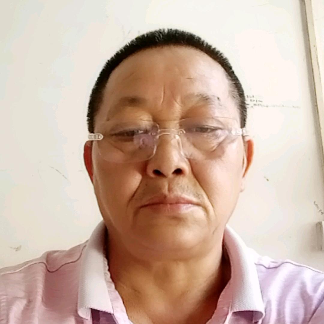 老伟