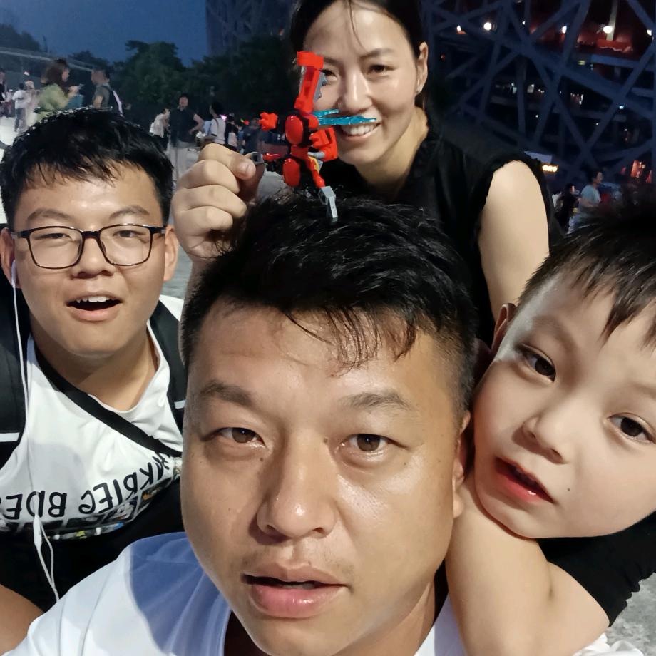 家门口的电动车直购超市