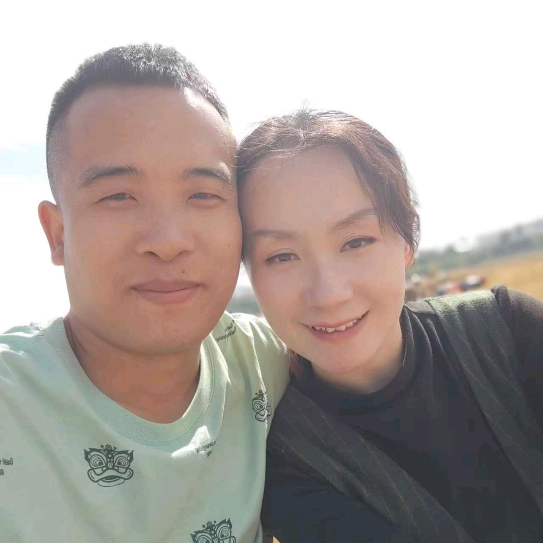 阿毛和莉宝