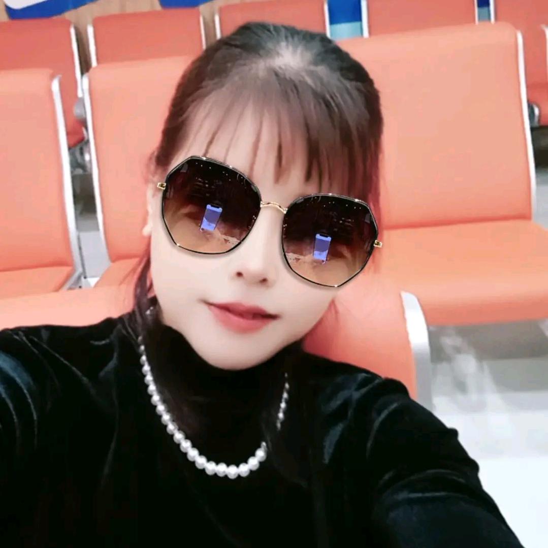 我还是，微笑😊不会老