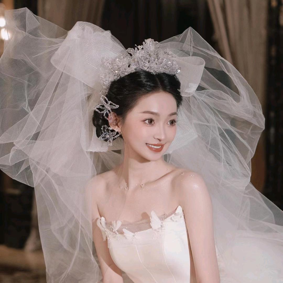 情浓伊人婚纱会所