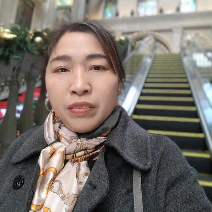 用户幸福女人红梅花儿开