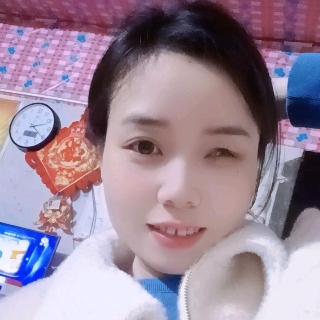 晓春（胡了个牌）