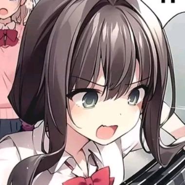霓泥泥