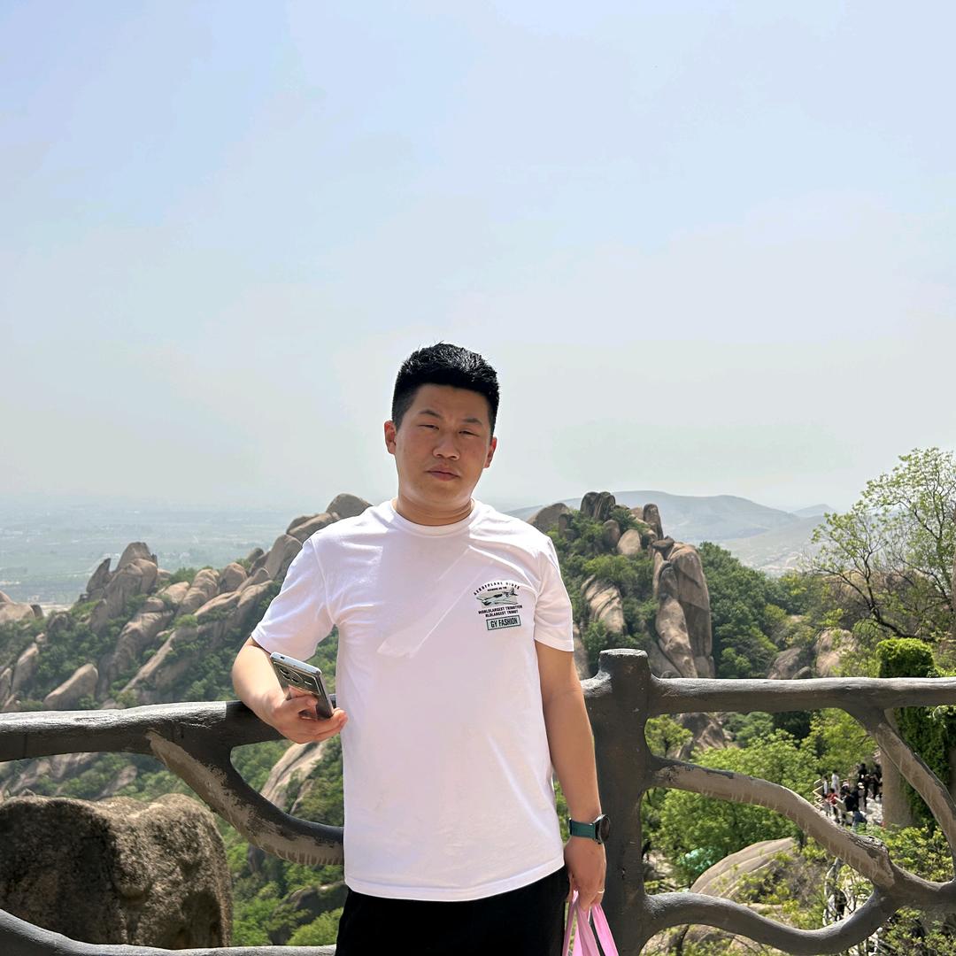 小强努力吃胖（强彬传媒）