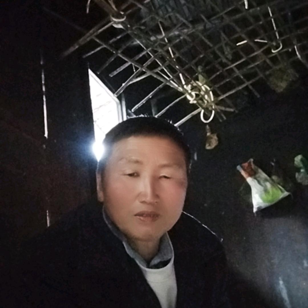 二歪