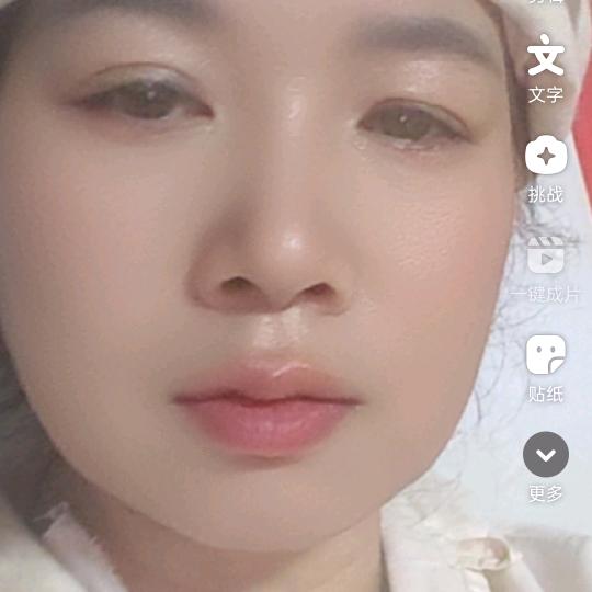 藏起眼泪的微笑