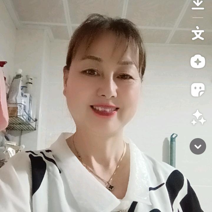 一花独秀《橱窗有好物》