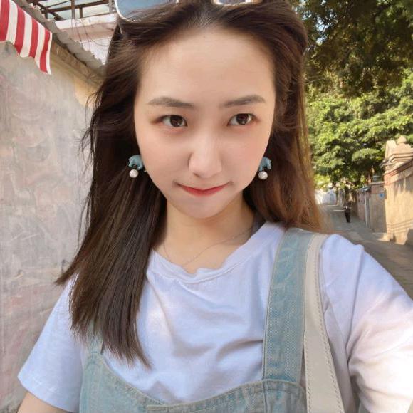 皮肤管理师佳佳