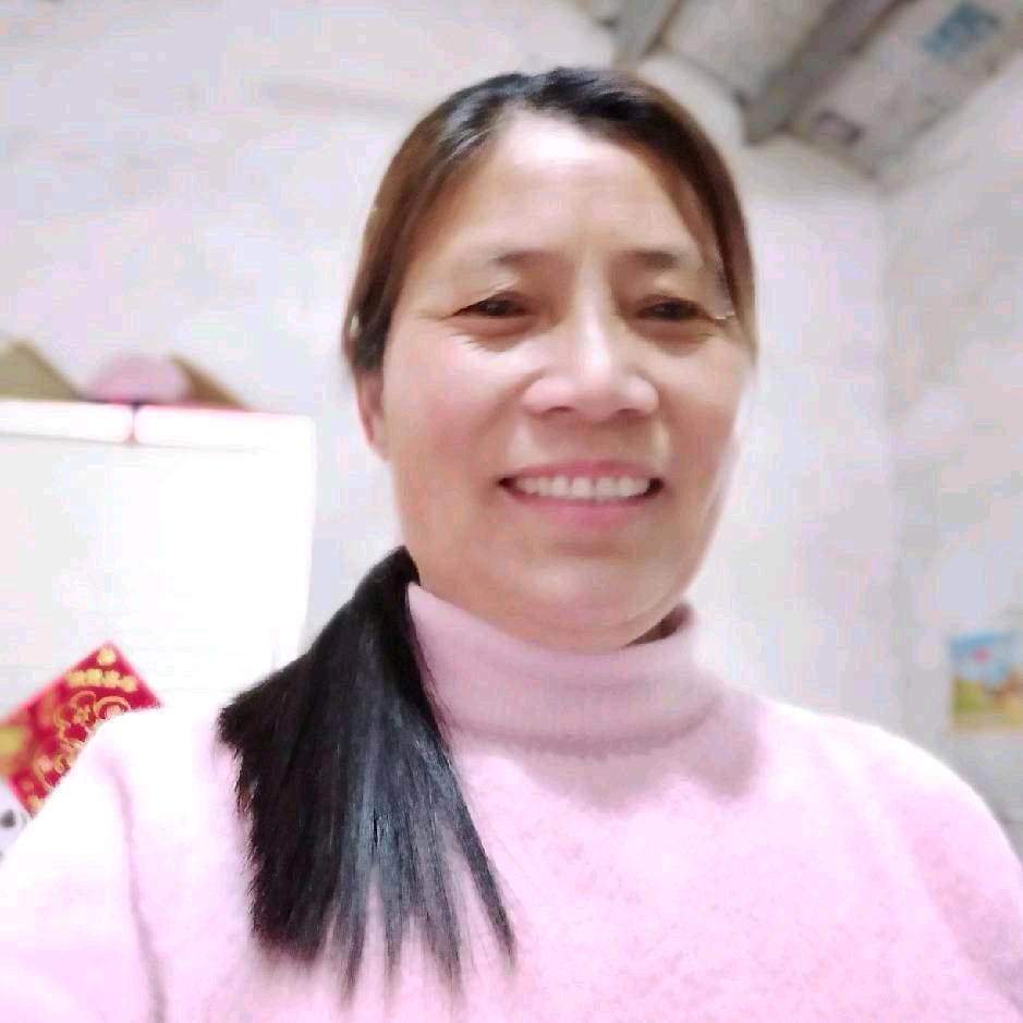 彝族，小佘，阿英