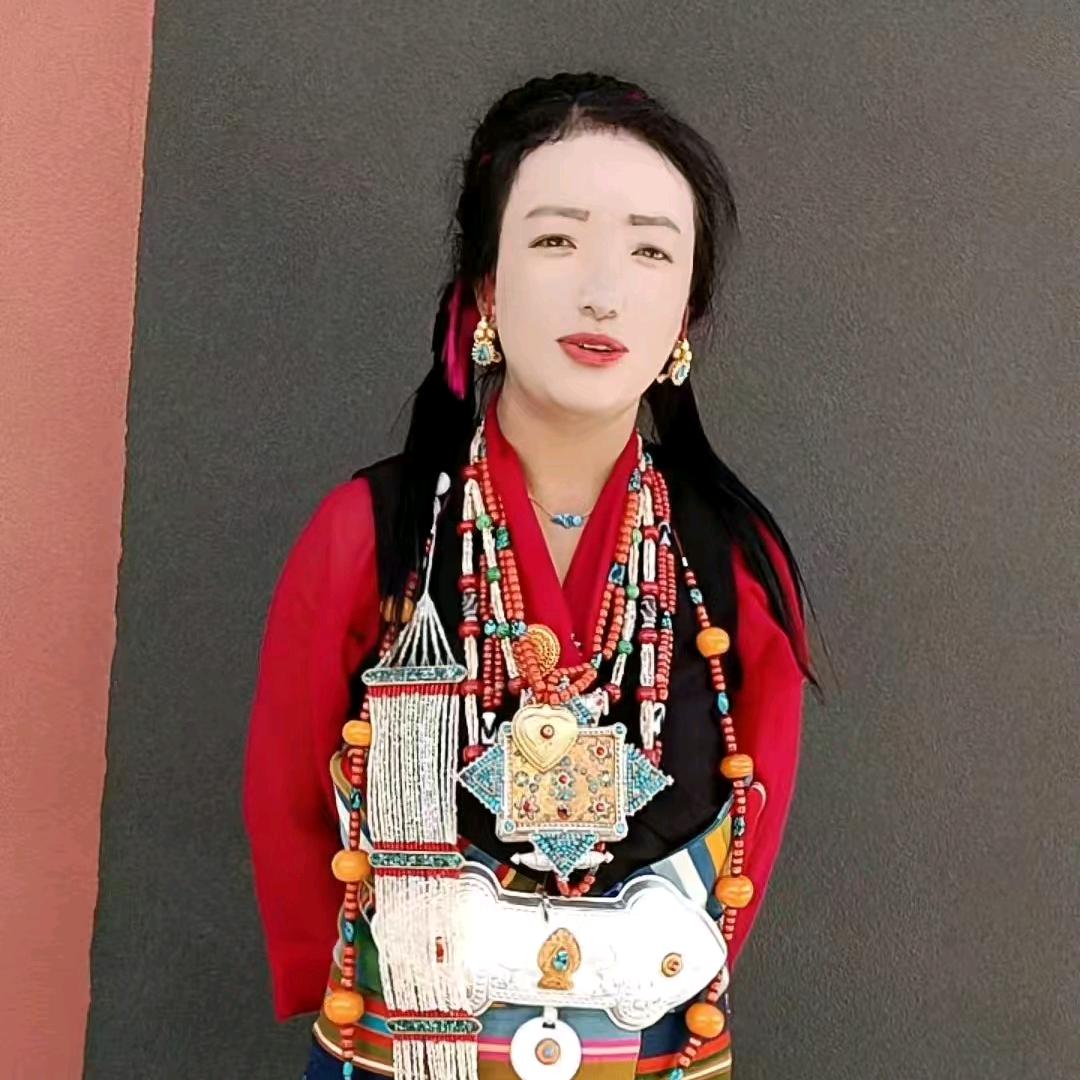 卓玛
