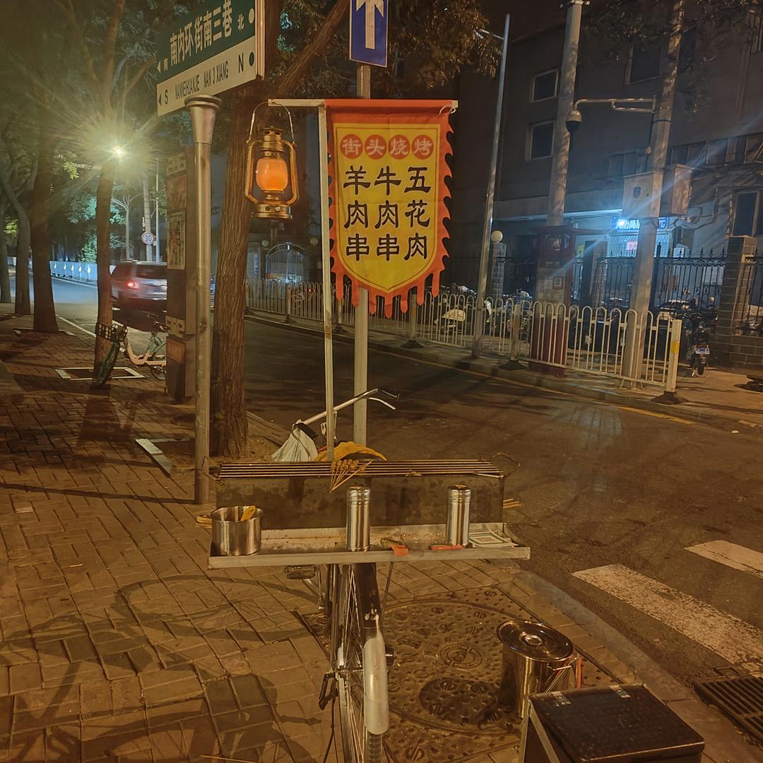 太原路边摊小哥