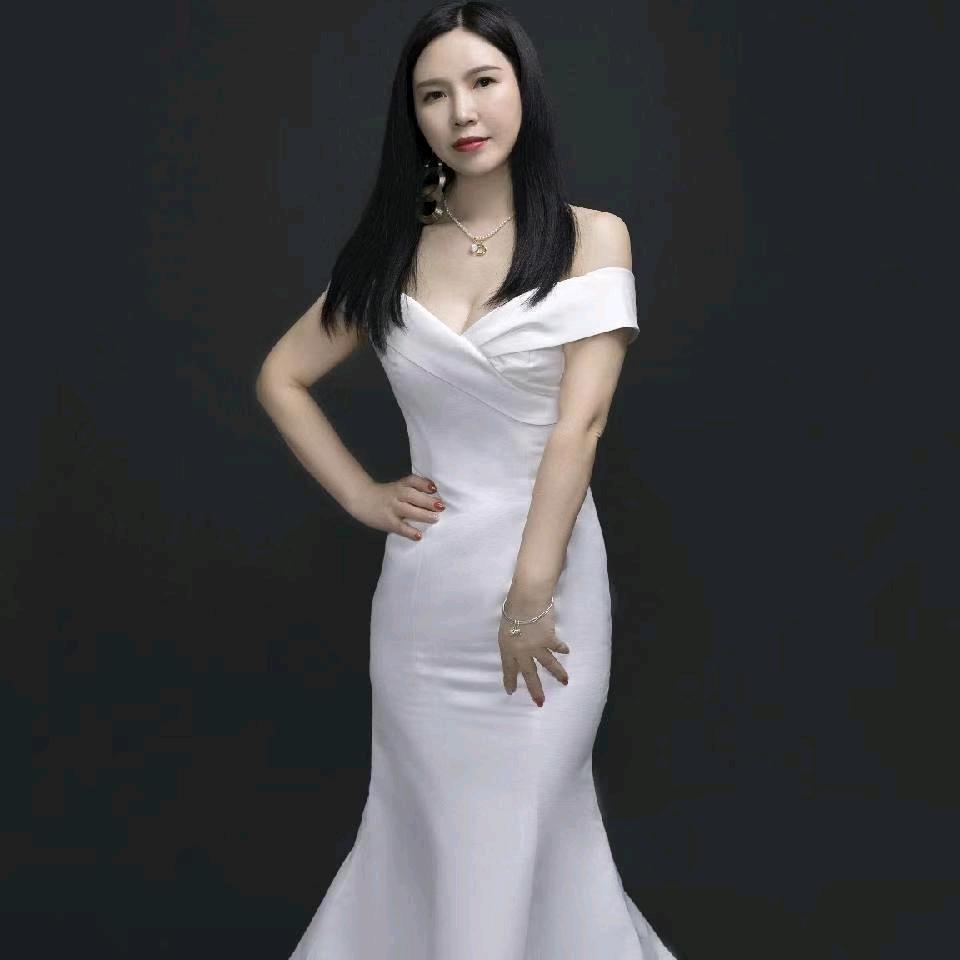 形体设计李建容