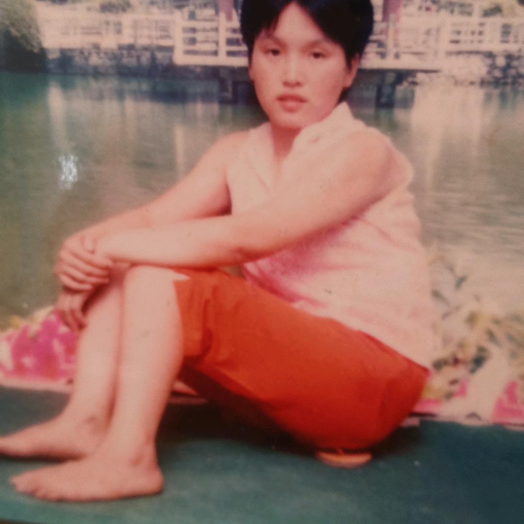 工地电梯司机姐姐。