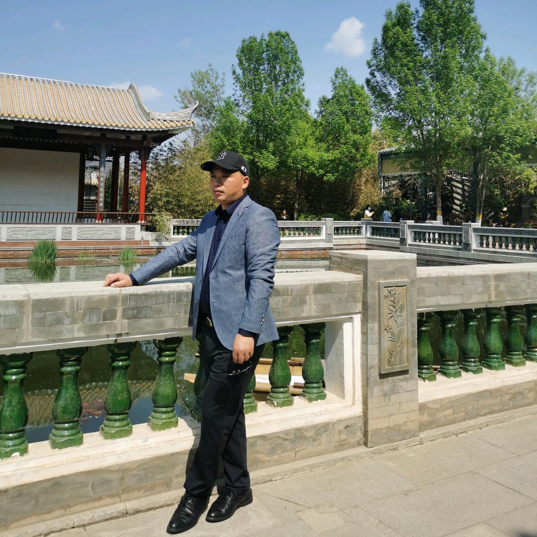 一灯一世界