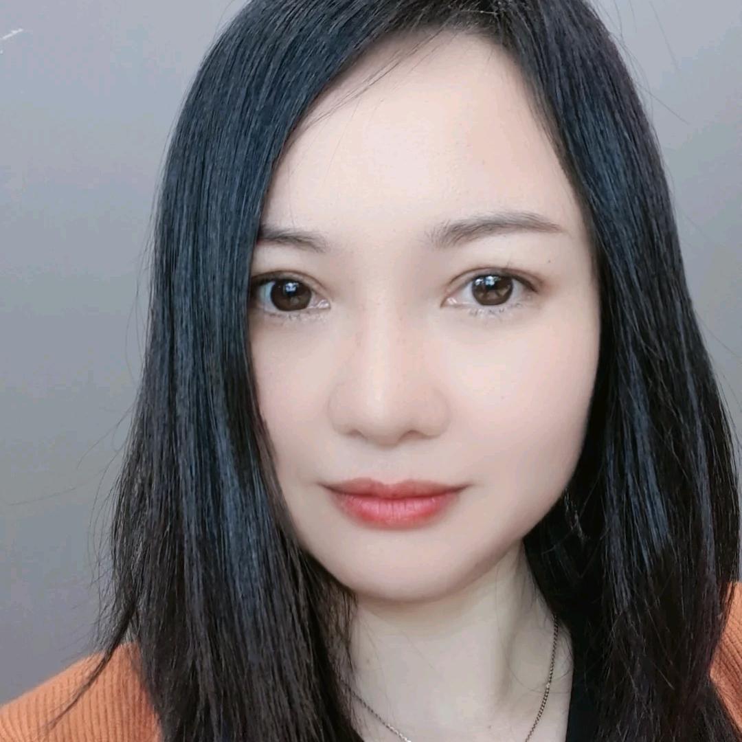 花儿向阳开（ 邱）