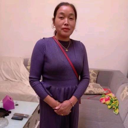 仰家三小姐