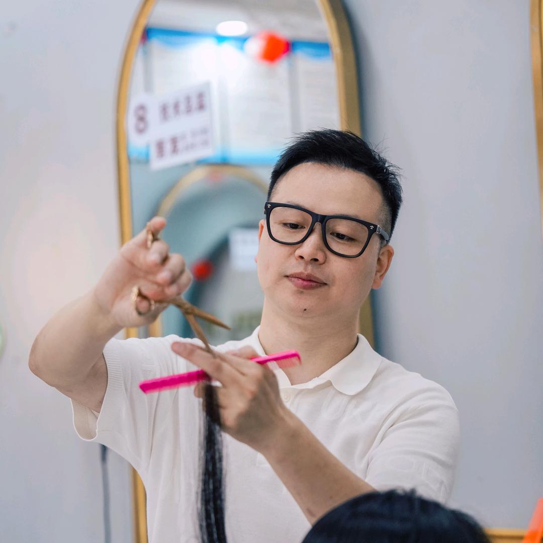 阆中市阿军美业