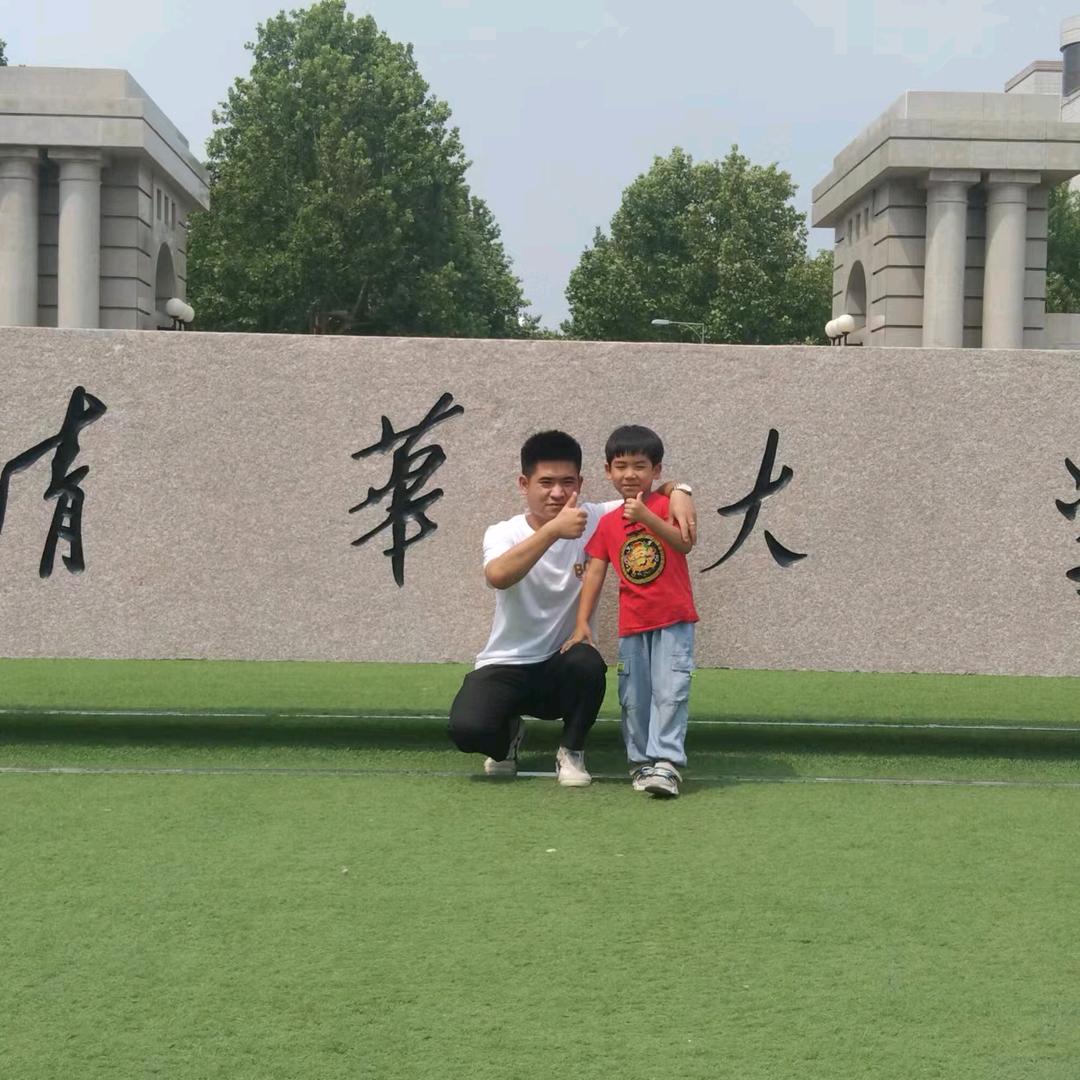 程嘉卓