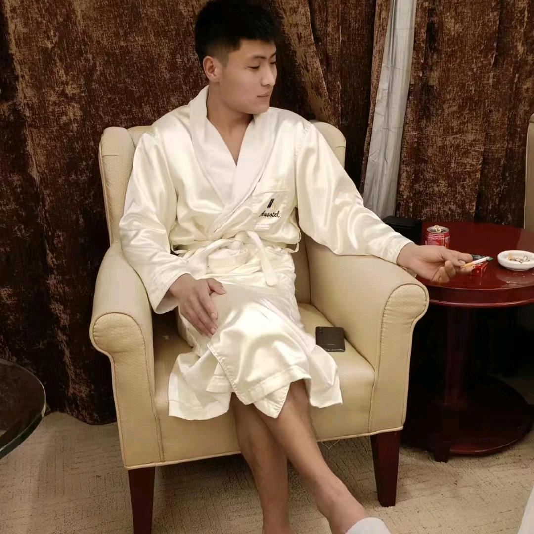 ╭(╯ε╰)╮心宽，财来*^_^*