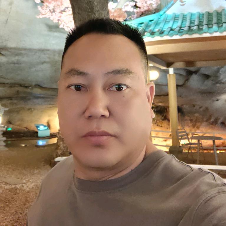 立式注塑机一蒋生