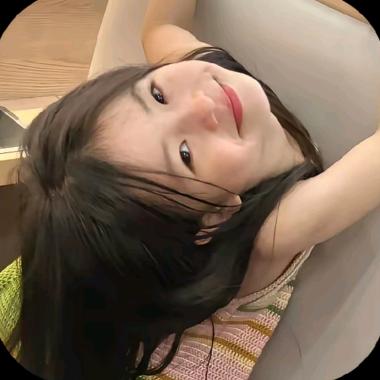 小🍎（小果不是小苹果）