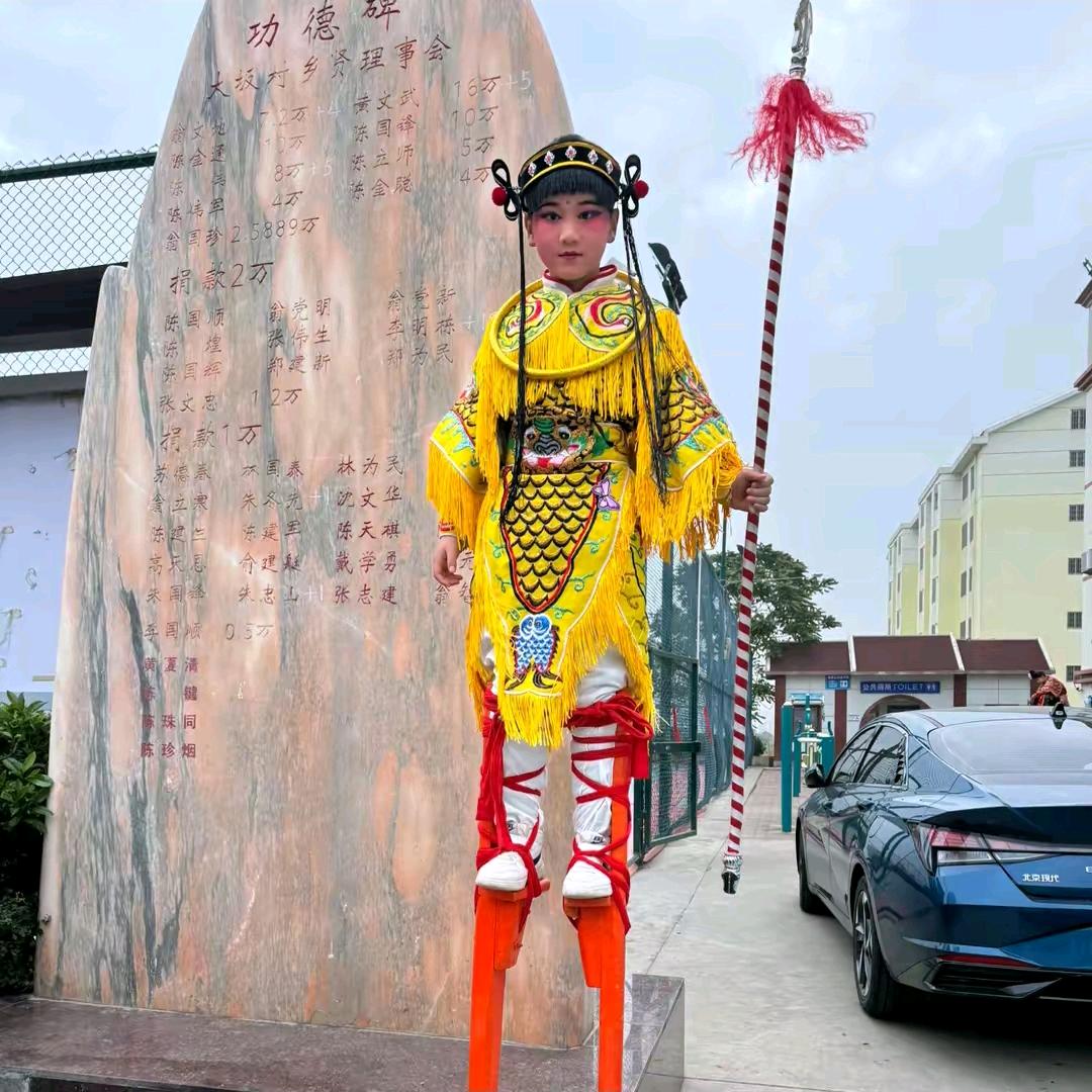 福建莆田北辰宫登瀛高跷队