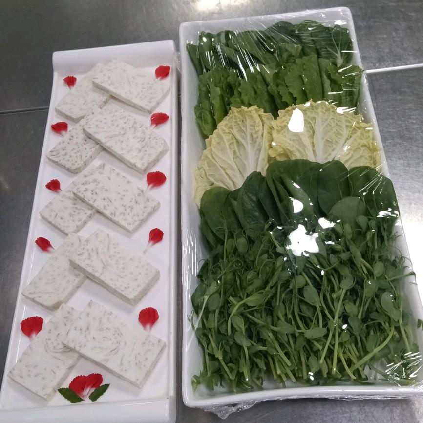 四(๑><๑）轮子