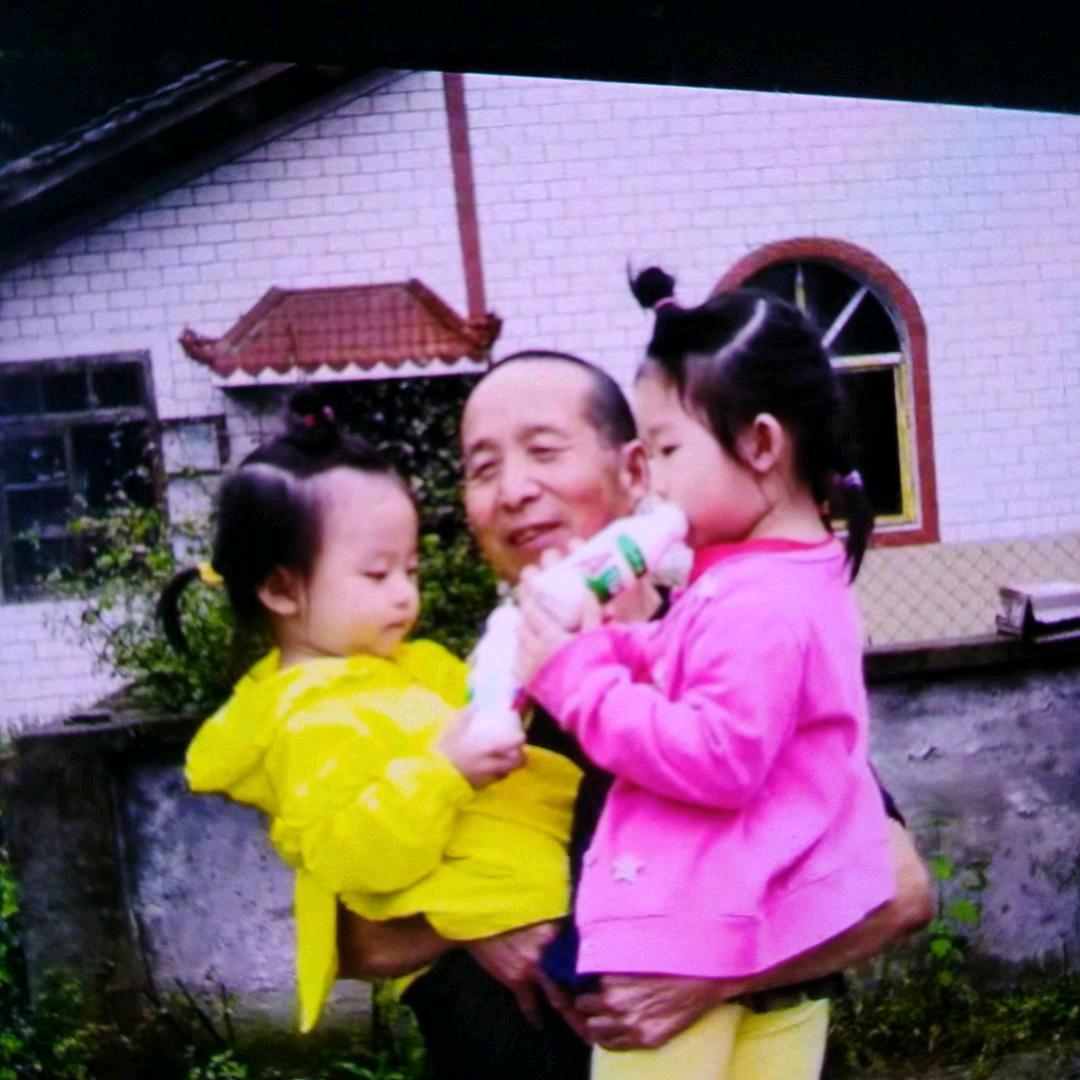 兵歌歌（爱娱乐）