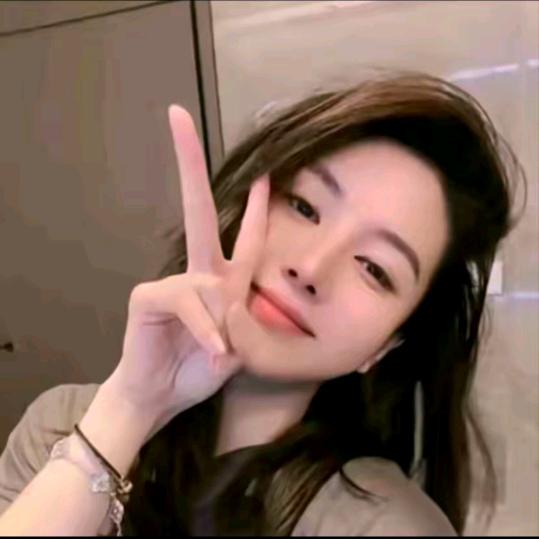 月月不吃鱼-直播精选