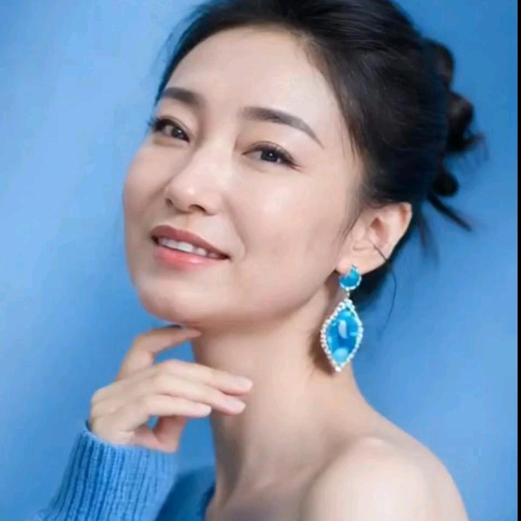 A.珊瑚