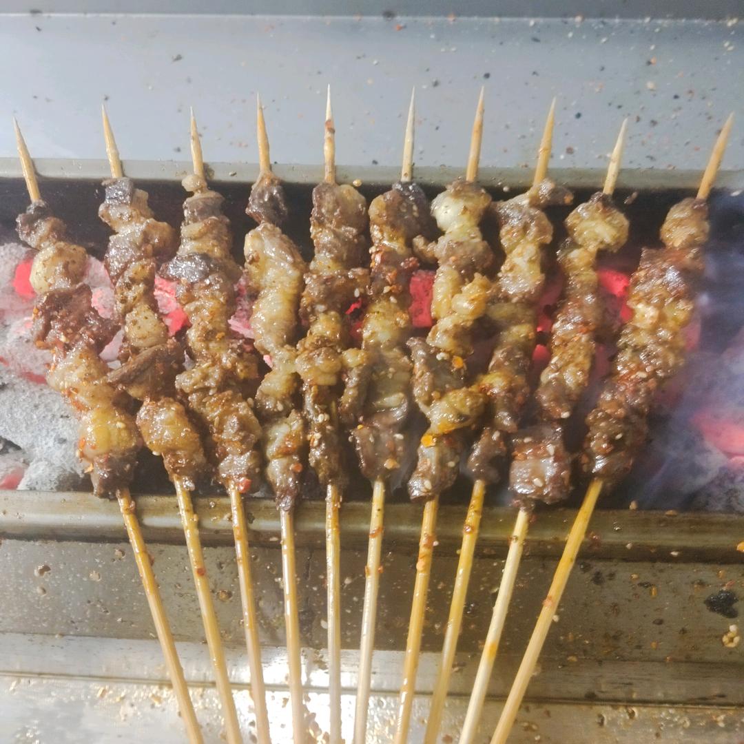 东北特色烧烤串？
