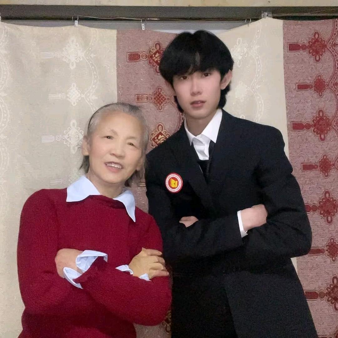 见面请叫我冠希