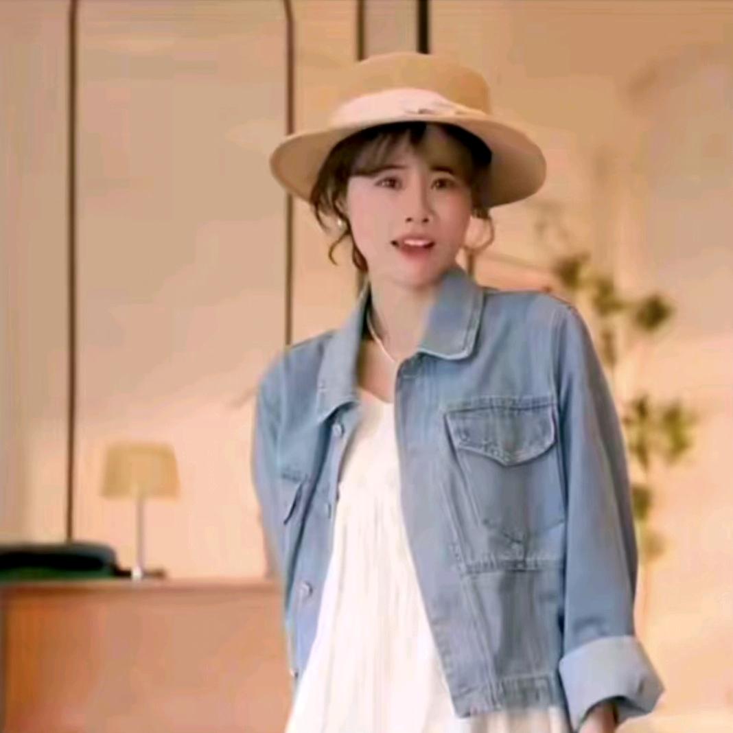 噢芬·直播穿搭