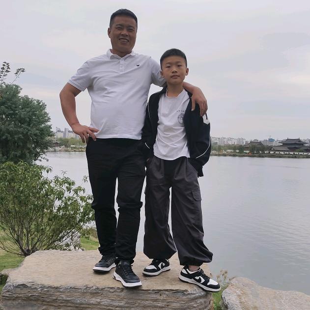 有【李】相伴，【张】显幸福